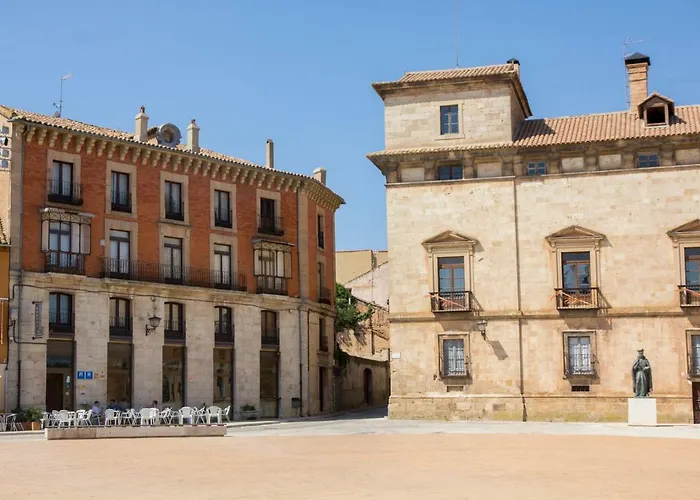 Hotel Tirso de Molina Almazán